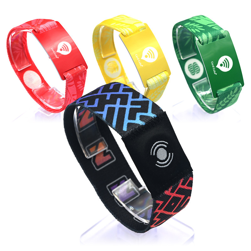 RFID硅膠腕帶NFC國產IC腕帶硅膠手環廠家3